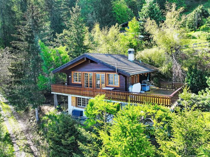 Ferienhaus für 8 Personen, mit Garten und Balkon in der Schweiz