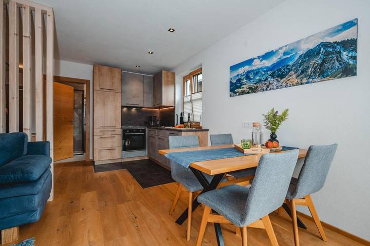 Ferienwohnung für 4 Personen, mit Ausblick und Garten in Lofer