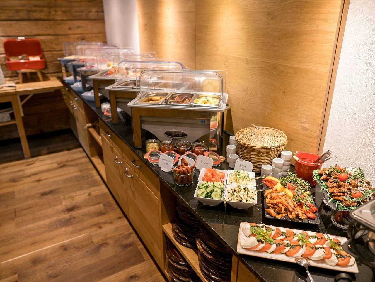 Hotel-Restaurant Bootshaus - Doppelzimmer, Hofseite in Bedekaspel, Südbrookmerland