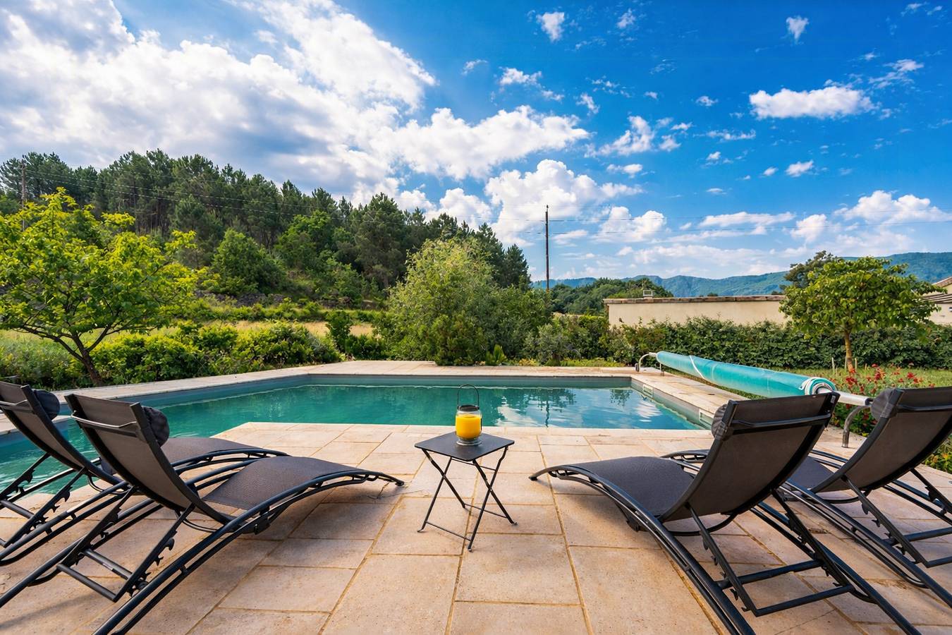 Maison avec four à pizza près du Chassezac in Les Salelles, Parc naturel régional des Monts d'Ardèche
