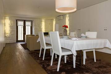 Gîte pour 3 personnes, avec terrasse et jardin dans Riba de Mouro