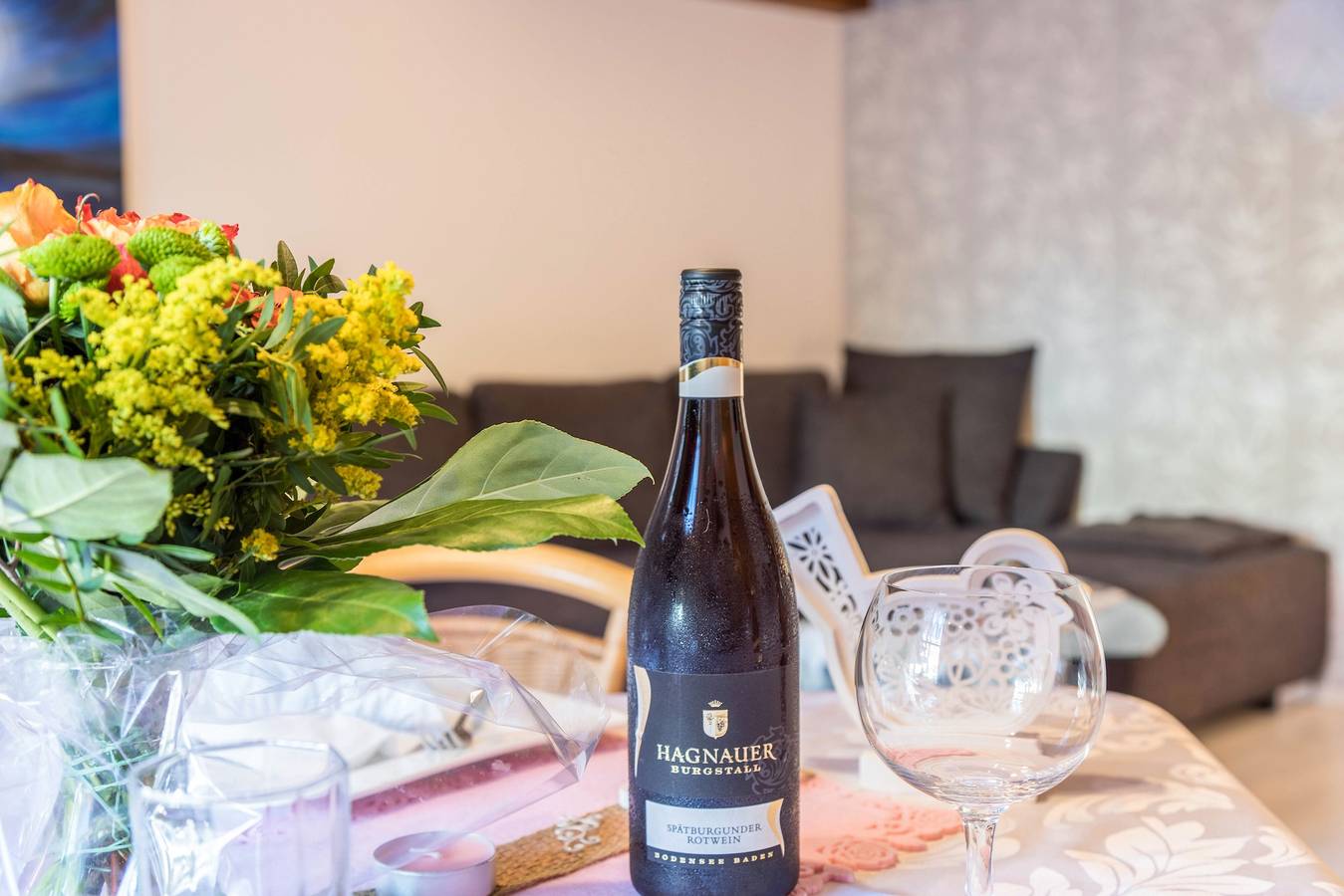 Ganze Wohnung, Hundefreundliche Ferienwohnung Holl-Horn am westlichen Teil des Bodensees in Gaienhofen, Untersee