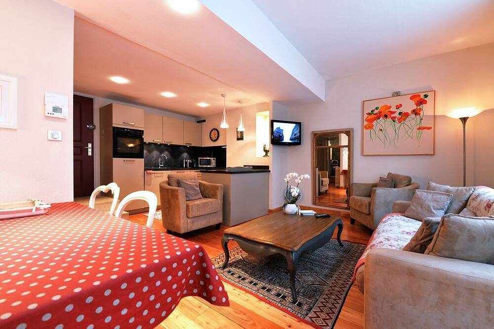 Appartement entier, Appartement récent, totalement équipé, dans Maison de caractère , Centre Ville in Colmar, Région de Colmar