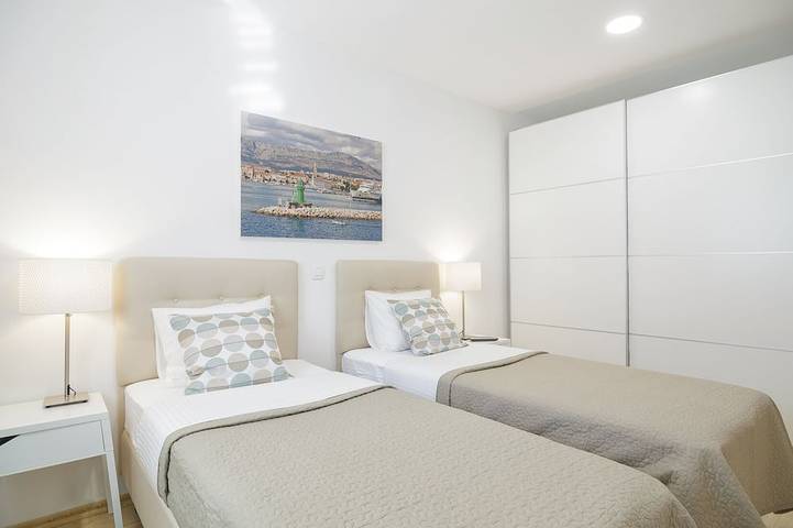 Villa für 4 Personen, mit Terrasse und Garten in Split - 2