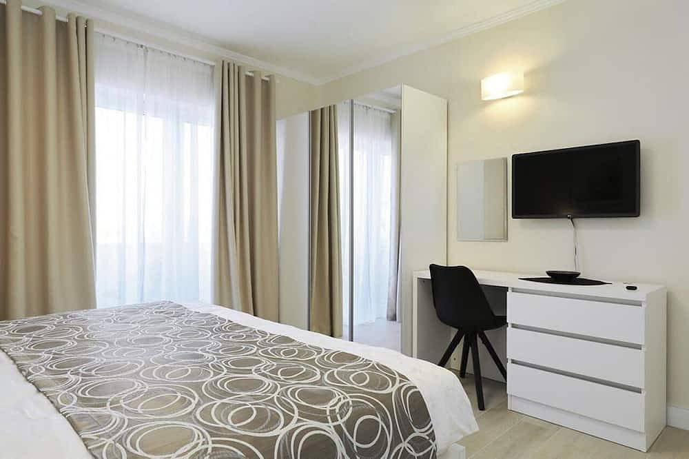 Villa in der Nähe von Biograd, privater Pool, 12 Personen, kostenloses Wlan, beste Wahl für Familien in Općina Sveti Filip i Jakov, Zadar