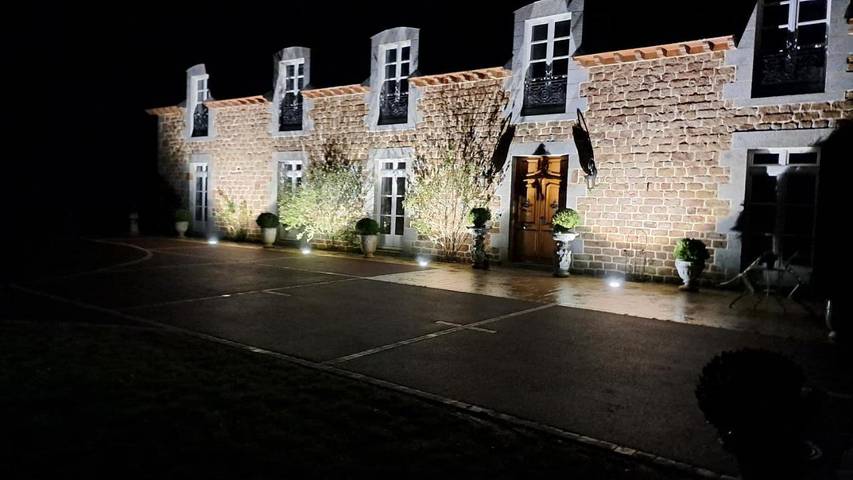 Location de vacances pour 2 personnes, avec jardin, animaux acceptés à Sens-de-Bretagne - 2