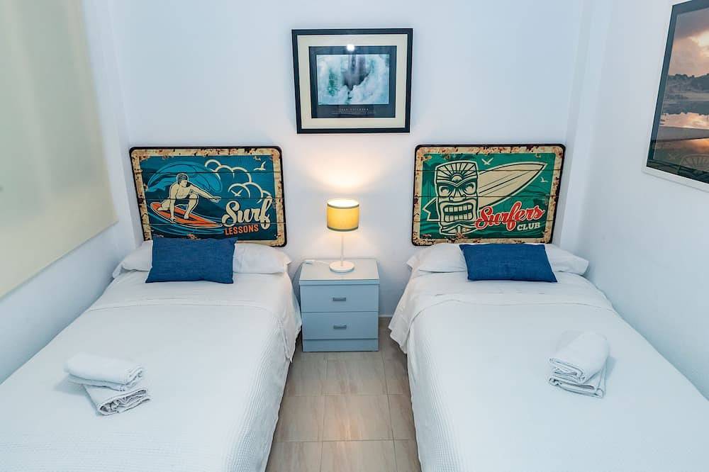 Apartamento entero, Apartamento renovado con piscina, garaje y vistas, frente a la playa in Los Caños de Meca, Barbate