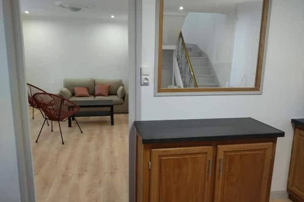 Renovated town house ideally located.  in Portrieux, Región de Guingamp