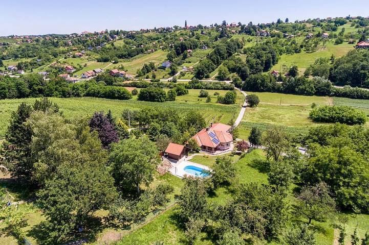 Schönes Haus in Varaždin Breg mit Sauna in Gornji Kneginec, Varazdin