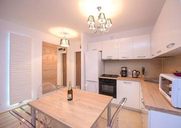 Vacation Rental for 5 Guests in Bucharest, Romania, Picture 4