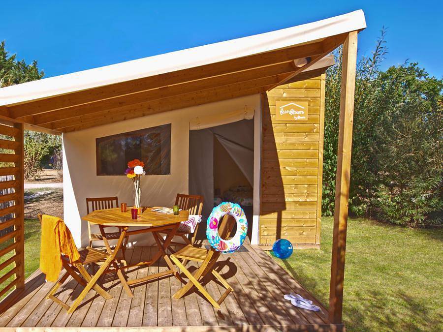 Flower Camping Beauchêne - Bungalowzelt 4 personen - Funflower Standard 20m² / 2 Zimmer - Terrasse (ohne eigene Sanitäranlagen) in Avrillé (Vendée), Vendée