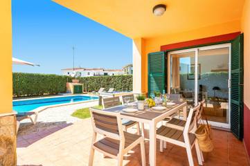 Ferienhaus für 6 Personen in Los Delfines, Ciutadella, Bild 1