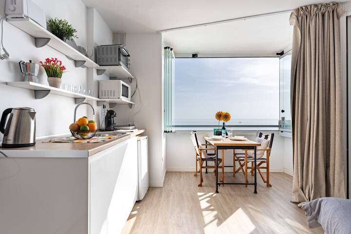 Apartamento entero, MalagaSuite Dolphin Beach in Fuengirola Centre, Fuengirola