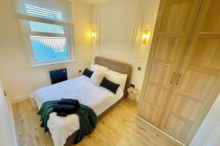 Ganze Wohnung, High Town Apartments | Nur wenige Schritte vom Bahnhof Luton in Luton, Chiltern Hills