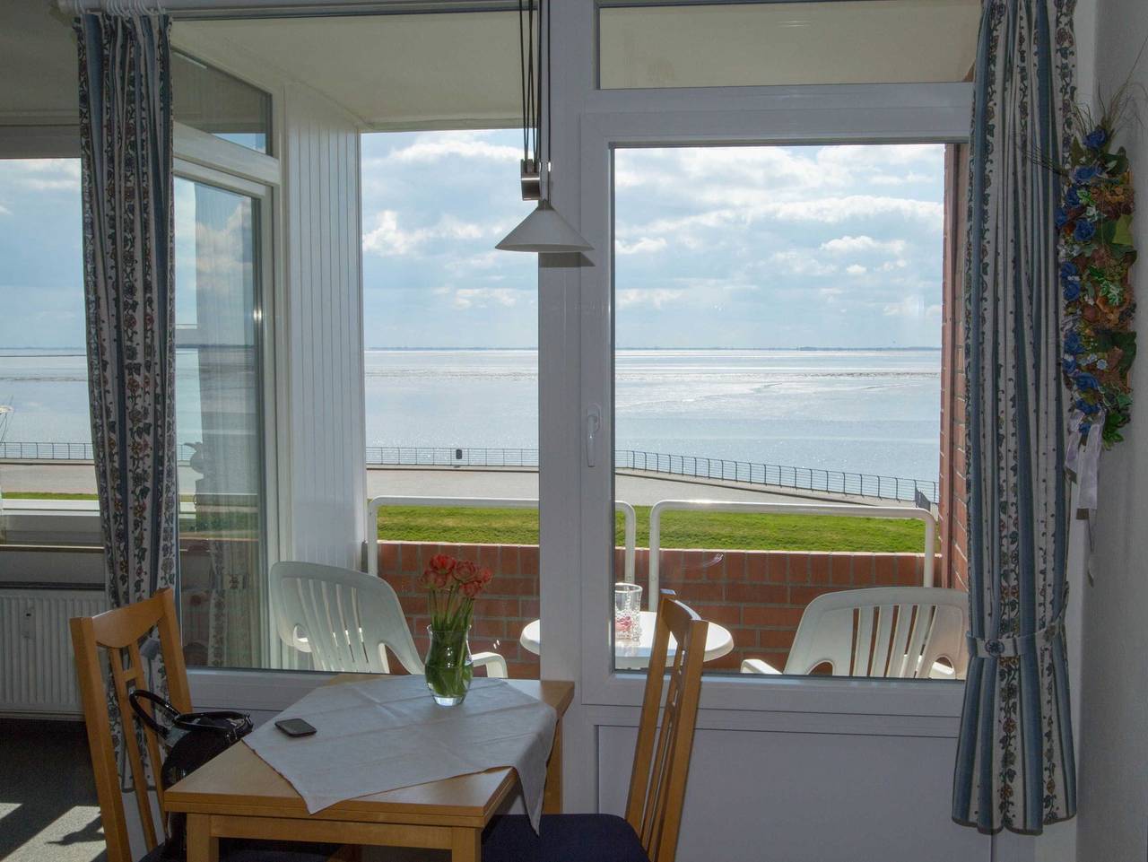 Ganze Ferienwohnung, 046 Ferienwohnung Jadeblick - 046 Wohnen mit Wattenmeerblick in Südstrand Wilhelmshaven, Wilhelmshaven