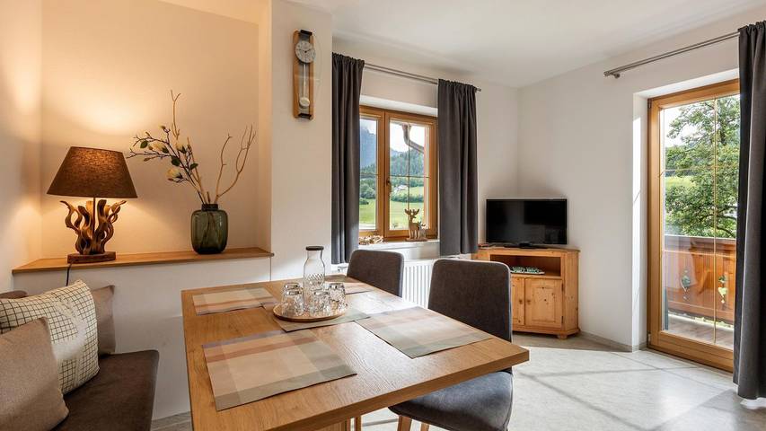 Ferienwohnung für 5 Personen, mit Balkon in Waidring - 2