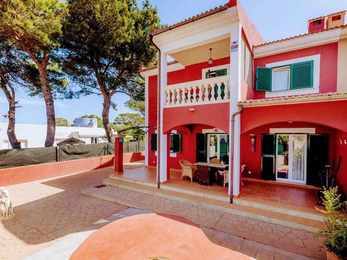 Holiday home for 7 people, with pool and terrace as well as balcony/terrace, child-friendly - 1