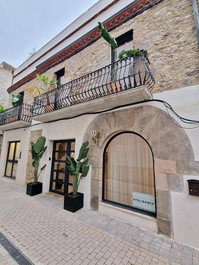 Hotel para 2 personas, con terraza y piscina - 1