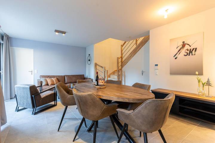 Villa France — Appartement 4 pièces (duplex) | 6 personnes | 5 min de la télécabine | Rés.Méri-Bellecombe in Brides-les-Bains, Massif de la Vanoise