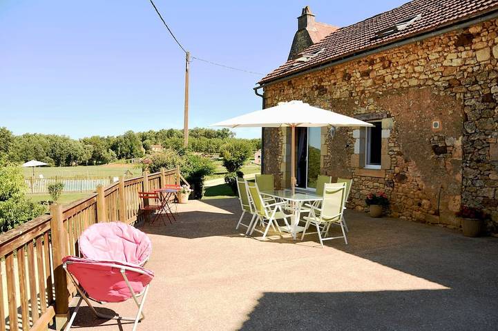 Maison de vacances pour 5 personnes, avec Terrasse et Jardin à Cénac-et-Saint-Julien
