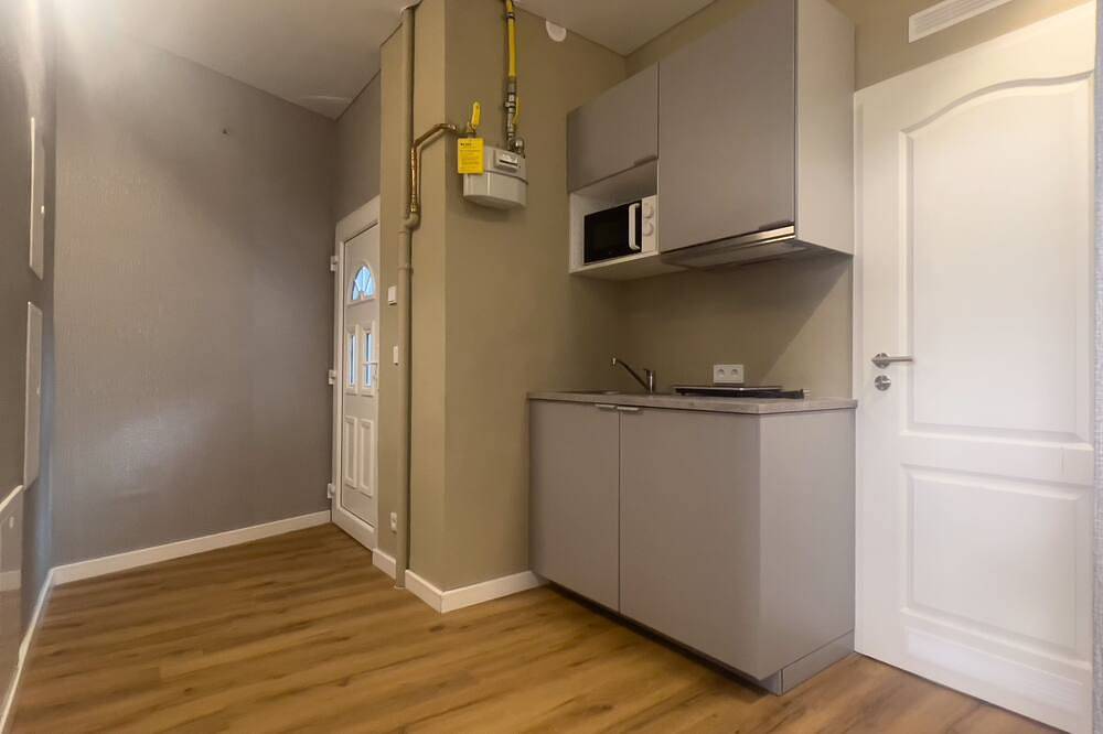 Appartement entier, New 2-bedroom apartment with a kitchen in Offenbach-sur-le-Main, Offenbach