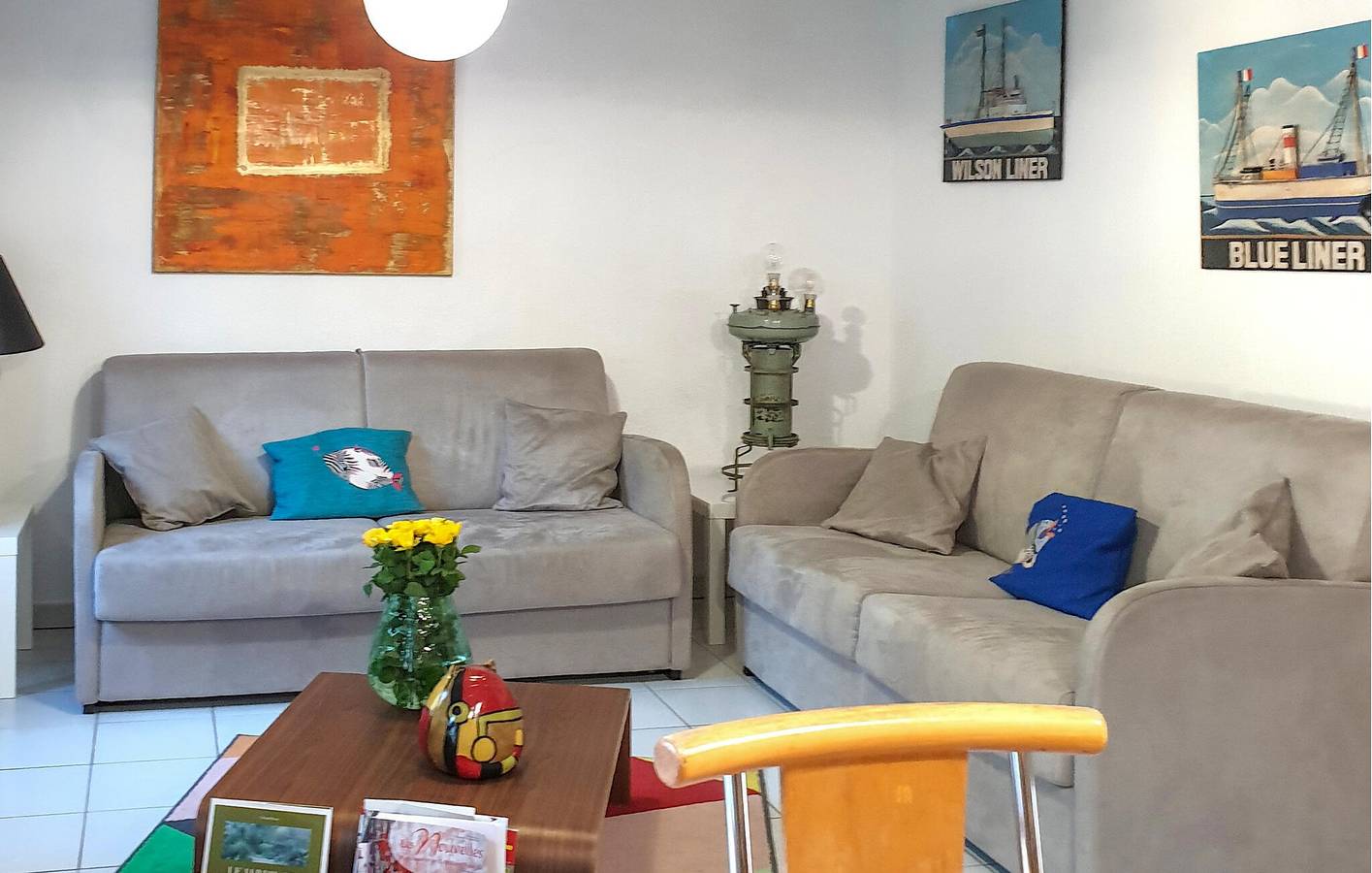 À 2,5 km de la plage : charmant appartement confortable avec piscine, jardin et Wi-Fi in La Couarde-sur-Mer, Île de Ré