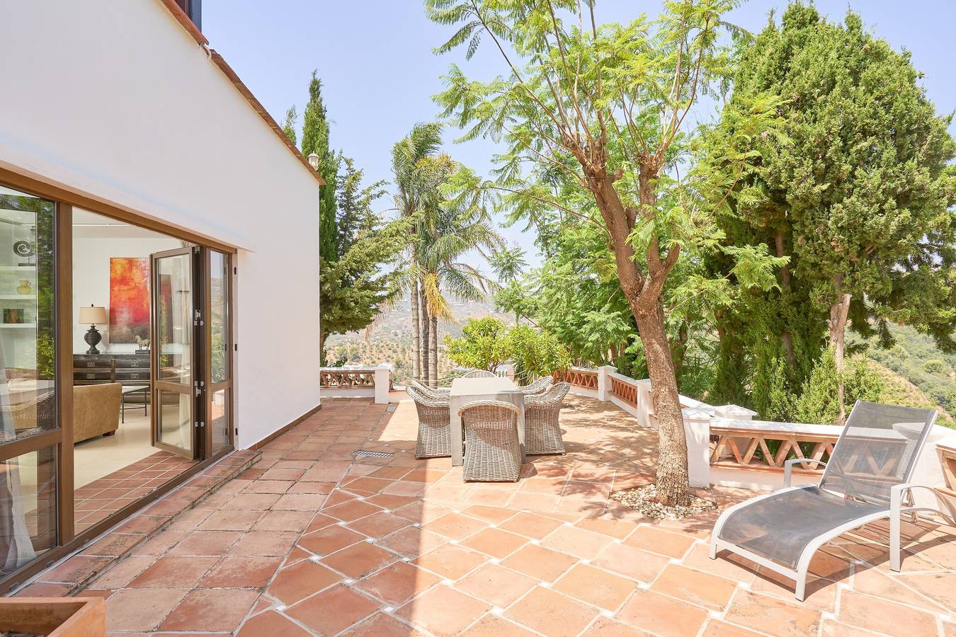 Exceptional Villa with Infinity Pool, Hot Tub, Sea & Mountain Views in Frigiliana, Cordillera Penibética