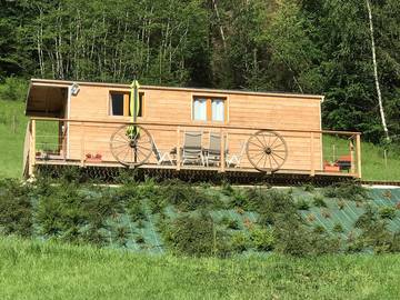 Gîte pour 4 personnes, avec terrasse, animaux acceptés en Savoie
