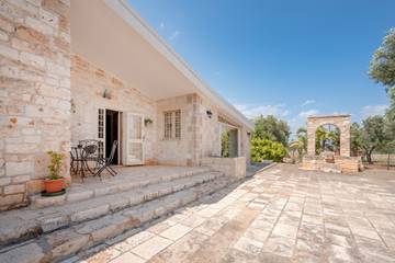 Trullo per 9 Persone in Valle D'Itria, Riviera Adriatica, Foto 2