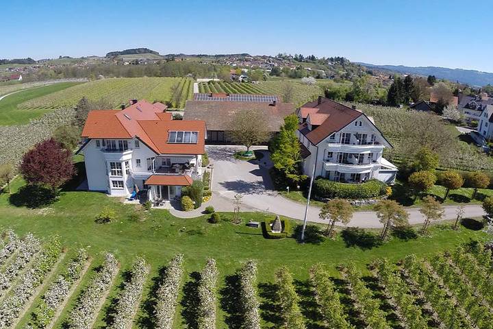 Ganze Ferienwohnung, Ferienhof Schwand - Gala Royal, 45qm, 1 Schlafzimmer, 1 Wohn-/ Schlafzimmer, max. 4 Personen in Wasserburg (Bodensee), Bayerisch Schwaben