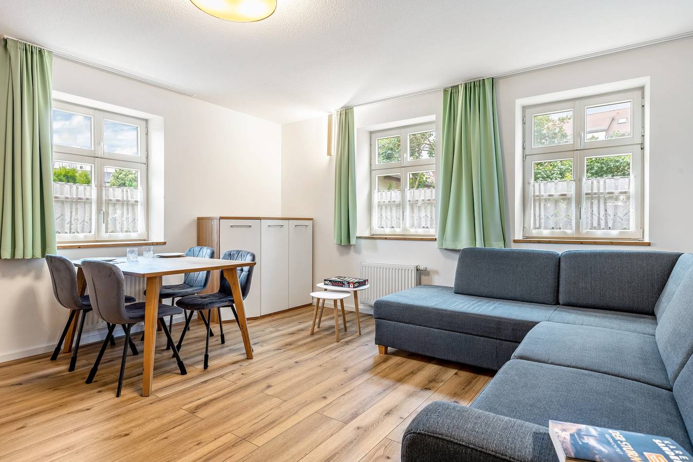 Ganze Wohnung, Apartment 'Ferienwohnung Zeitlos Wriezen 1 mit privater Terrasse, Garten & Wlan in Wriezen, Märkische Schweiz-Oderland