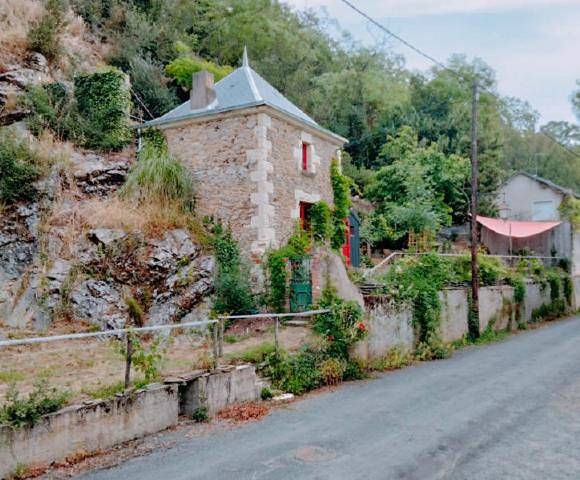 Location de vacances pour 4 personnes, avec vue et terrasse à Thouars - 4