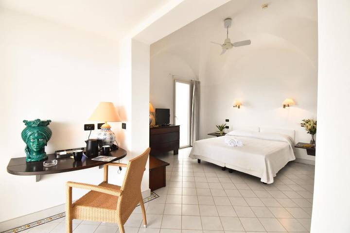 Resort per 2 persone, con panorama e giardino nonché piscina e piscina per bambini - 1