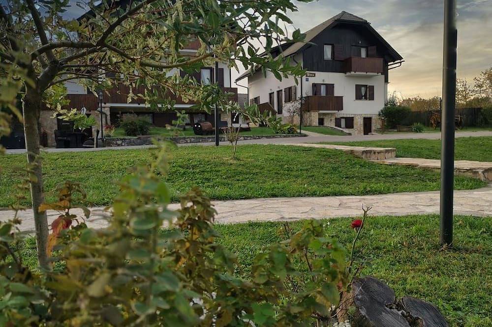 Schöne Suite in den Plitvicer Seen in Smoljanac, Plitvicer Seen
