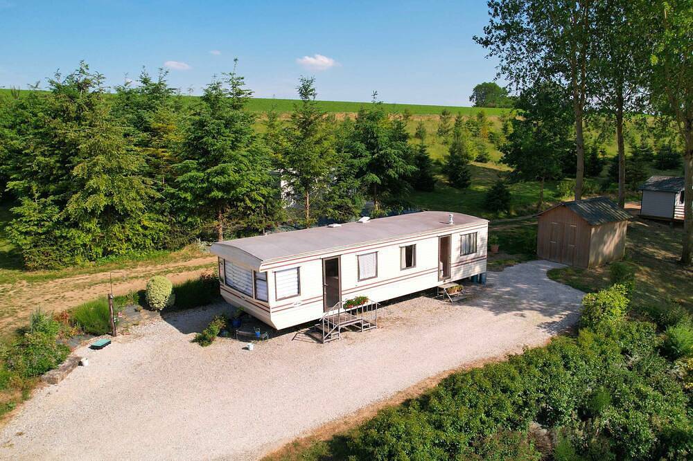 Mobil Home in Ferrières-la-Verrerie, Région d'Alençon