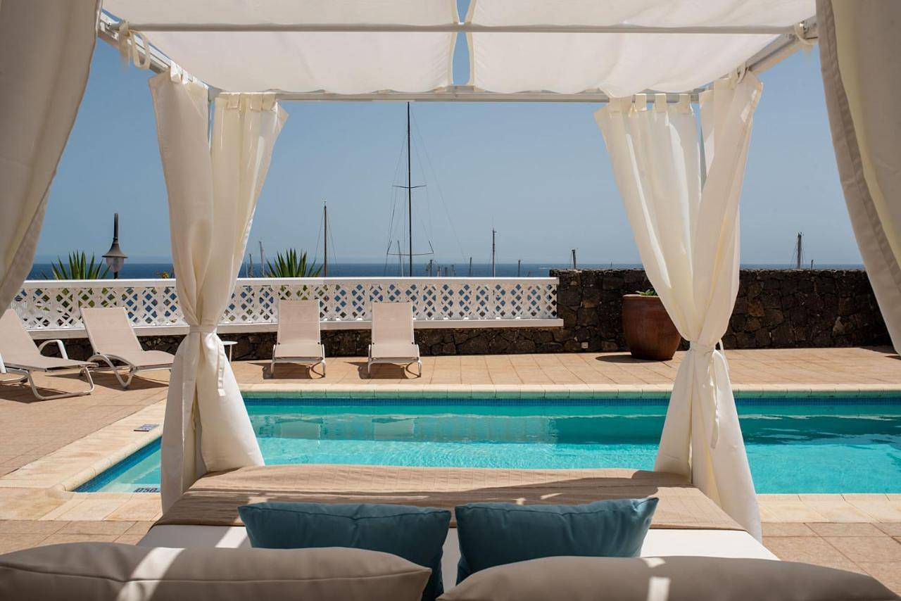 Odin Luxury Villa by Buenavilla in Puerto Calero, Yaiza