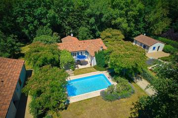 Cottage pour 6 personnes, avec piscine à Les Forges