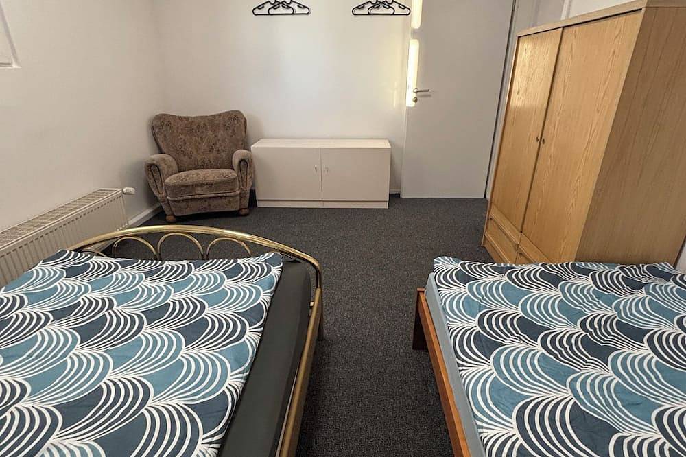 Ganze Wohnung, Gemütliche Ferienwohnung an der Saar nähe A8/A620 in Beckingen in Beckingen, Saargau