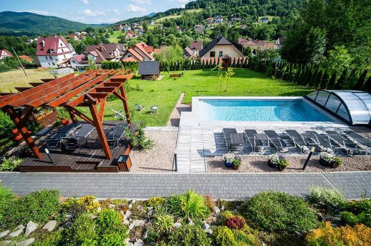 Gîte pour 2 personnes, avec piscine ainsi que vue et jardin à Pcim - 3
