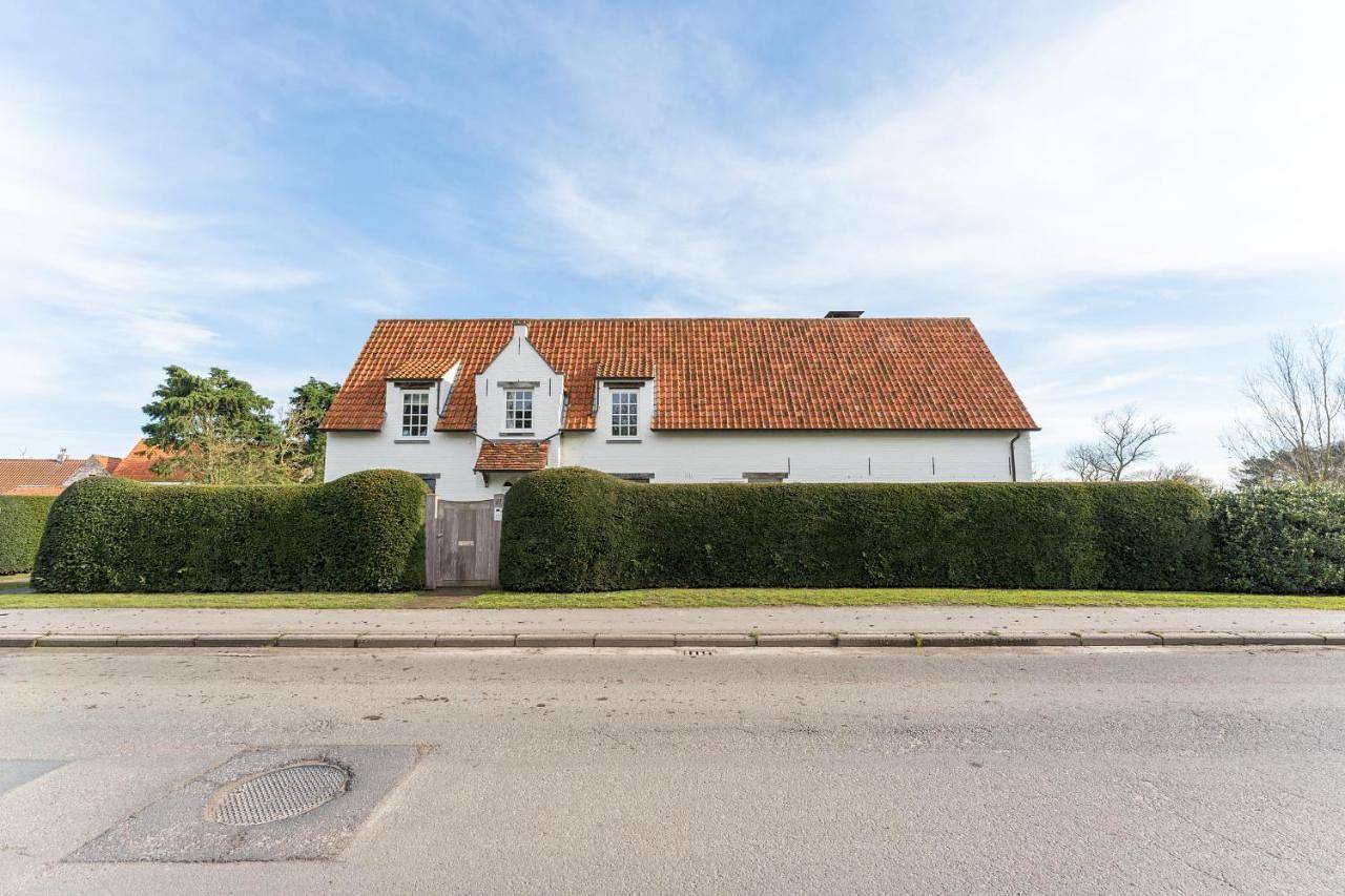 Villa with Private Pool in Knokke, Knokke-Heist