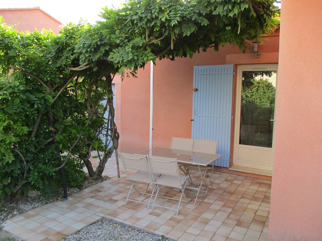 Gîte La Glycine, Bédoin, au pied du mont Ventoux in Bédoin, Parc naturel régional du Mont-Ventoux