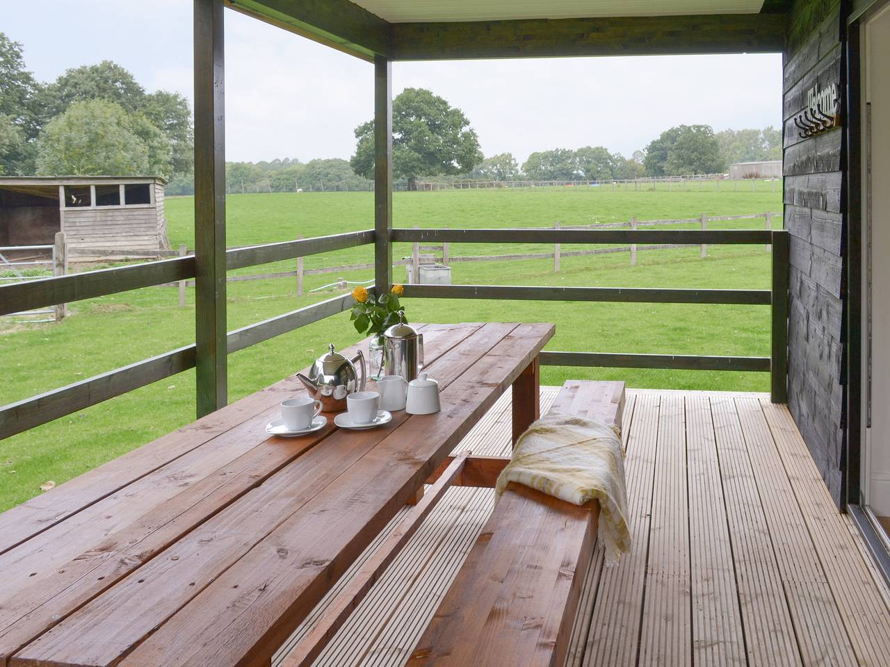 Oak Lodge in Hampshire
