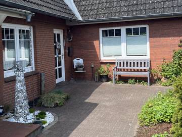 Ferienwohnung für 3 Personen, mit Terrasse und Garten in Tarp