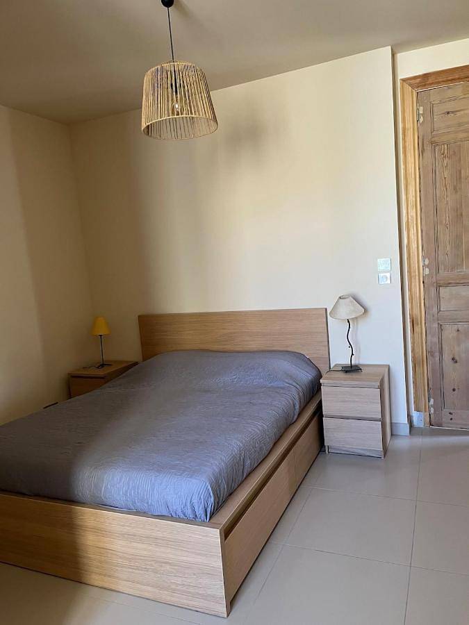 Location de vacances pour 11 personnes, avec piscine et jardin à Quarante - 4