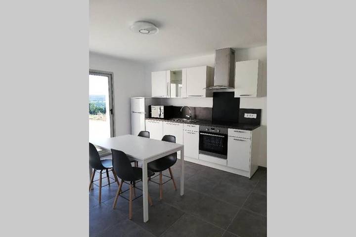 Location de vacances pour 4 personnes, avec Terrasse ainsi que Jardin et Vue à Coux-et-Bigaroque - 4