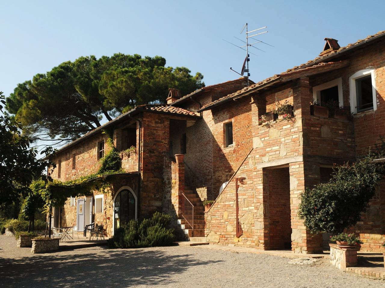 Ganze Wohnung, Appartement in Castiglione Del Lago mit Grill, Terrasse und gemeinsamem Pool in Castiglione del Lago, Lago Trasimeno