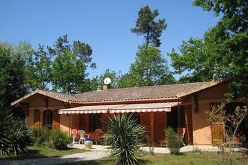 Gîte pour 4 personnes, avec terrasse et jardin à Grayan-et-l'Hôpital