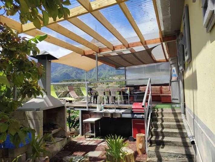 Location de vacances pour 10 personnes, avec terrasse à Cilaos - 3