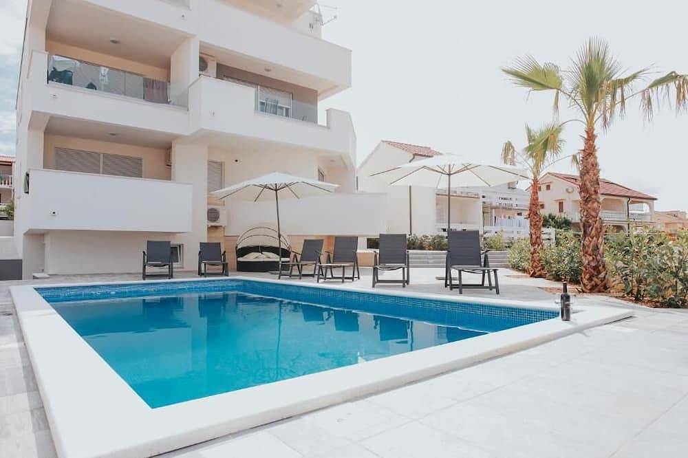 Villa für 20 Personen in Novalja, Pag