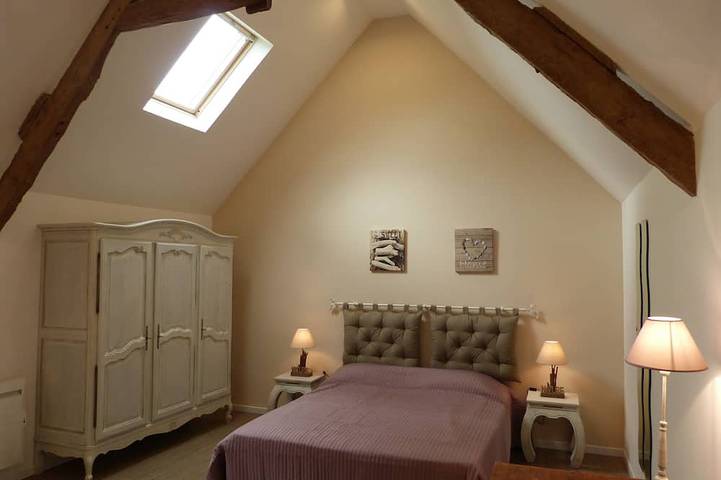 Location de vacances pour 14 personnes, avec jardin et terrasse à Mandeville-en-Bessin